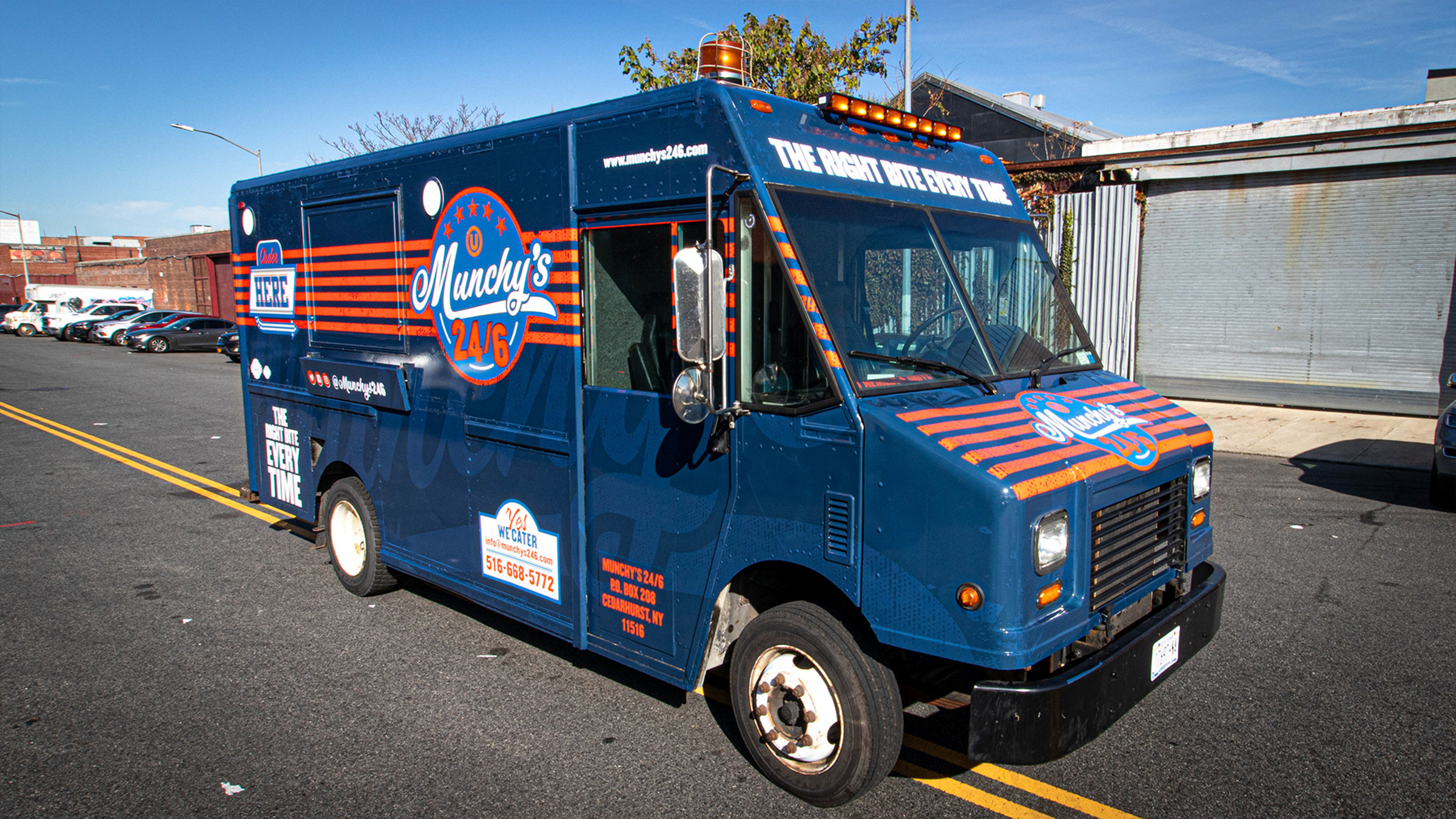 Munchy's 24/6 Branding & Food Truck Design