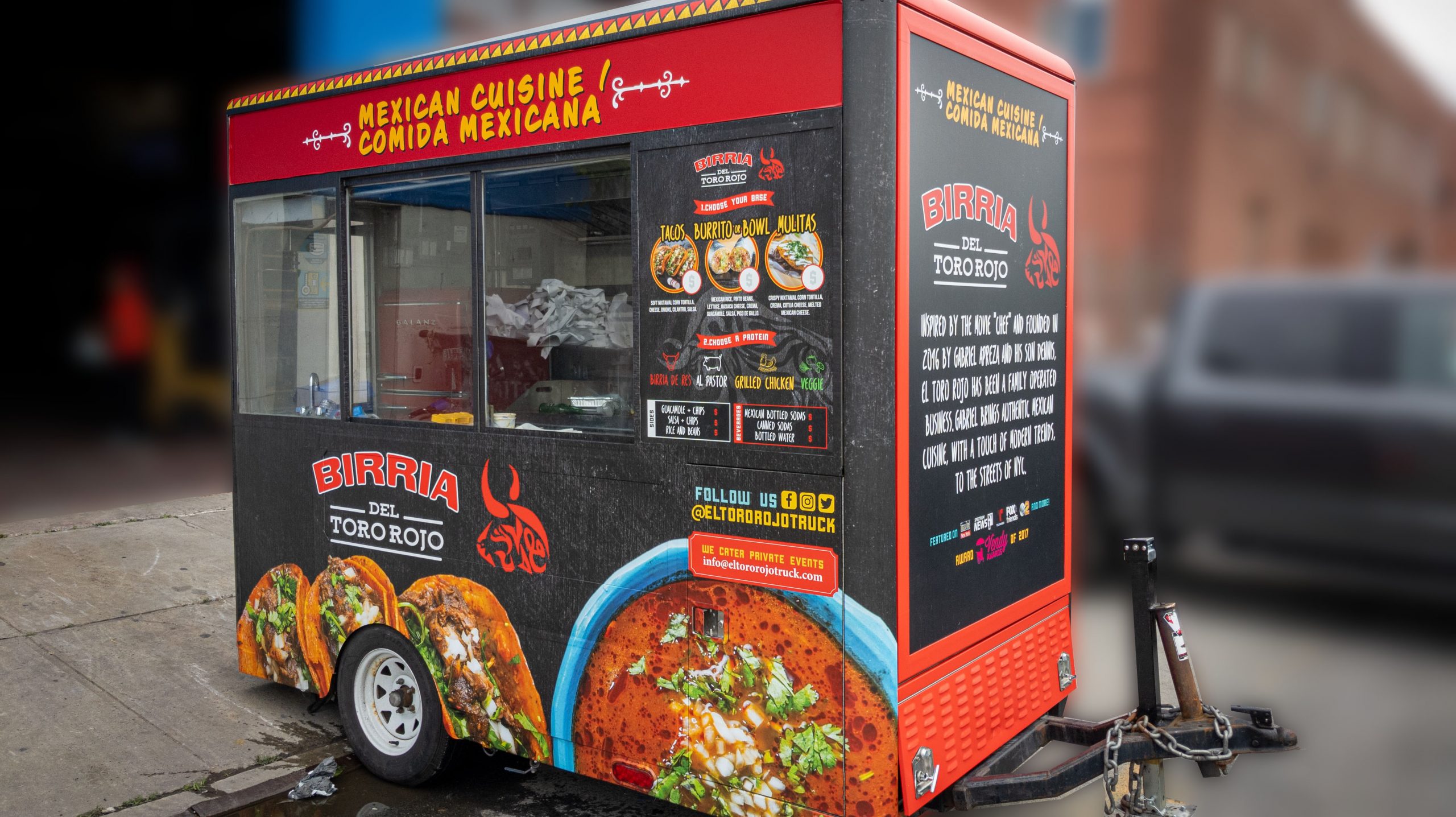 El Toro Rojo Food Cart